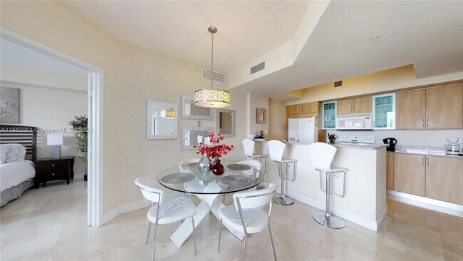 Building Photo - 17555 Atlantic Blvd