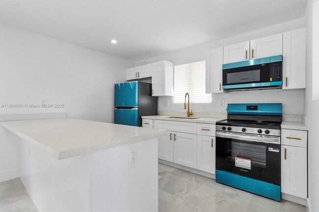 Building Photo - 2926 NW 58th St