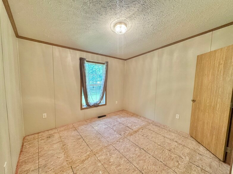 Building Photo - 130 Powers Drive Ln