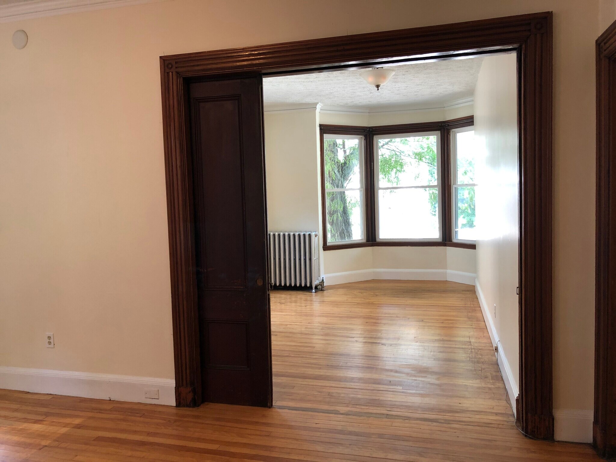 pocket doors - 20 Grant St