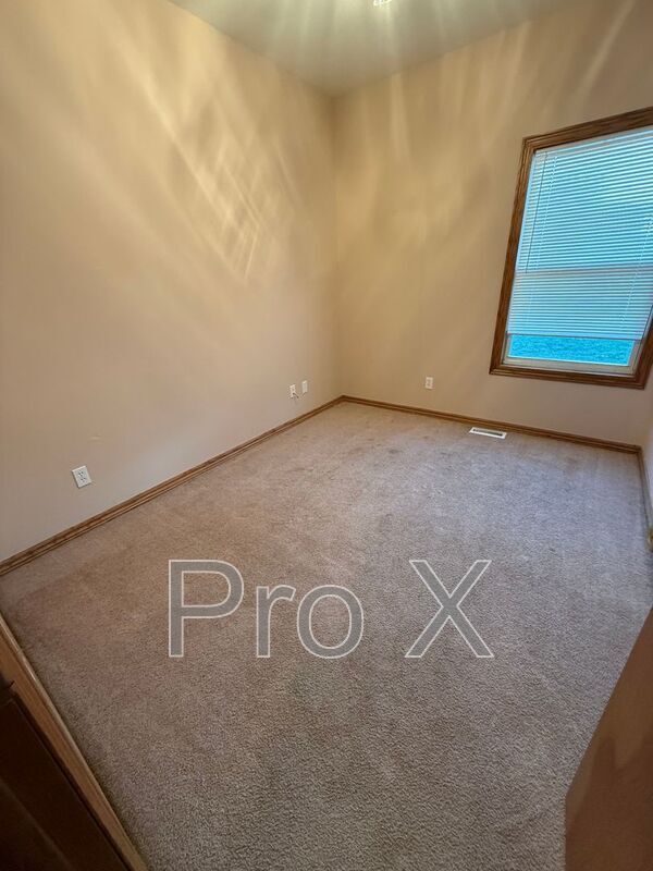 Building Photo - 1035 Prospect Ave