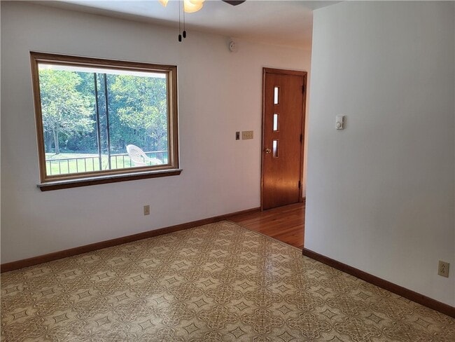 Building Photo - 316 Bullcreek Rd