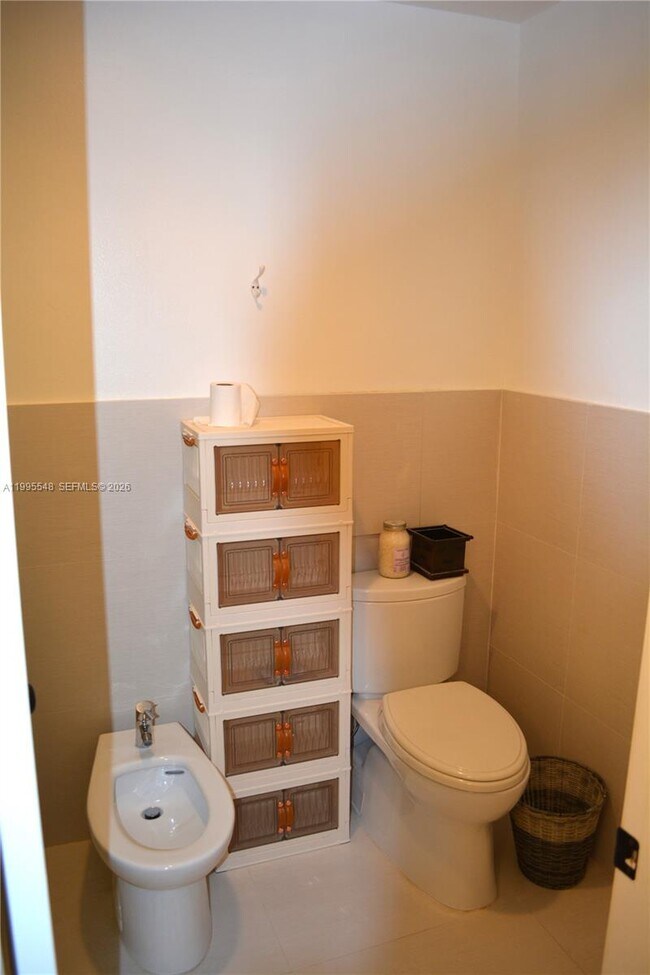 Building Photo - 9944 NW 41st St