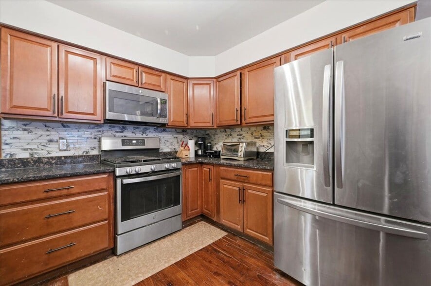 Building Photo - 21428 Lundy Dr