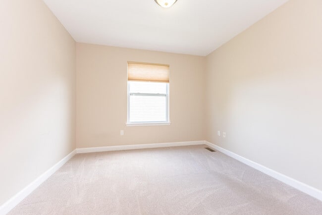 Building Photo - 51344 E Bourne Terrace