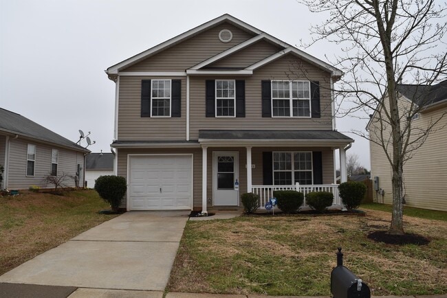 Building Photo - 3911 Hathaway Hills Dr