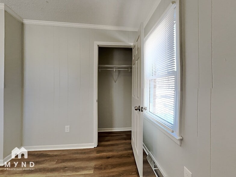 Building Photo - 7121 Riley Hill Rd