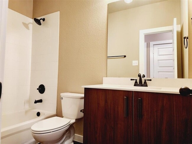Building Photo - 9836 Grosbeak Ln