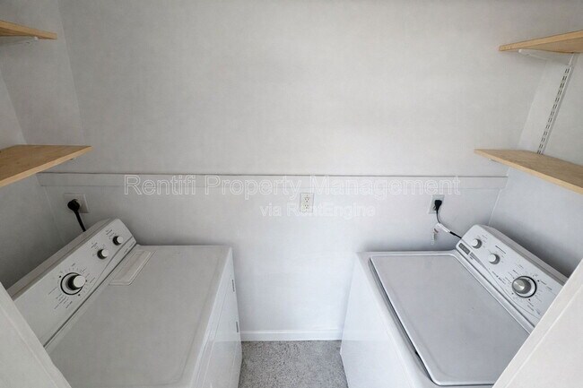 Building Photo - 4479 Frankie Ct