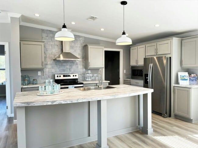 Building Photo - 3007 SW 108th St