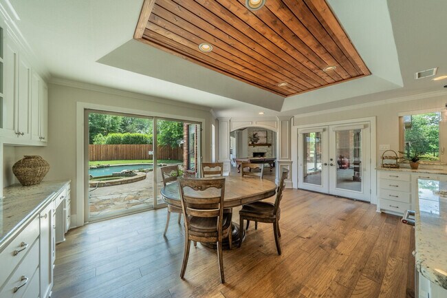 Building Photo - 11501 Custer Trail