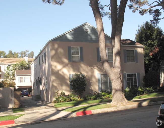 Primary Photo - 617-621 Kelton Ave