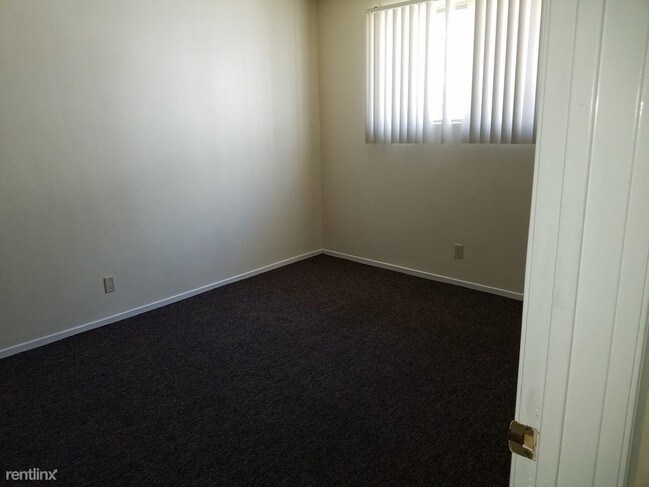 Building Photo - 2 br, 1 bath  - 442 Solano Ave