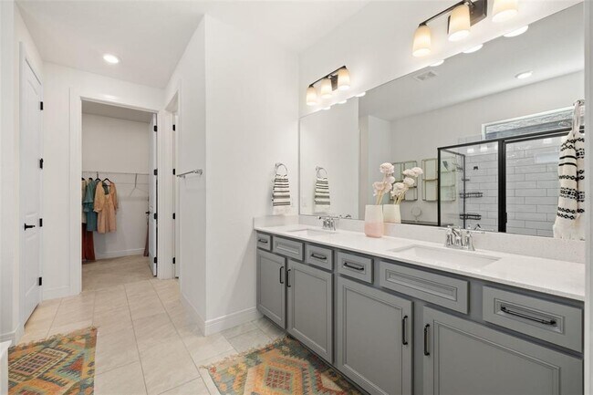 Building Photo - 11221 Gallatin Trl