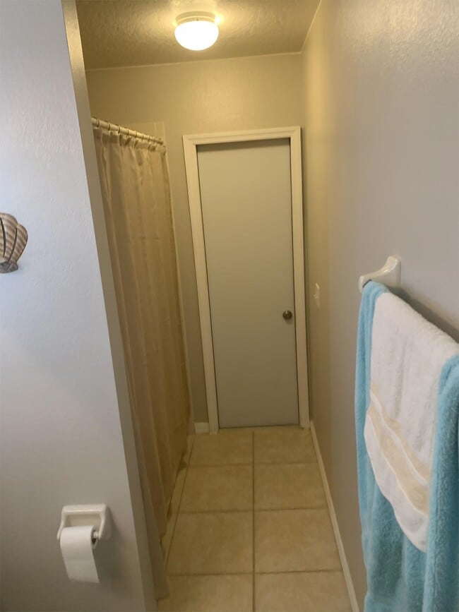 Building Photo - 2409 Serenity Bend