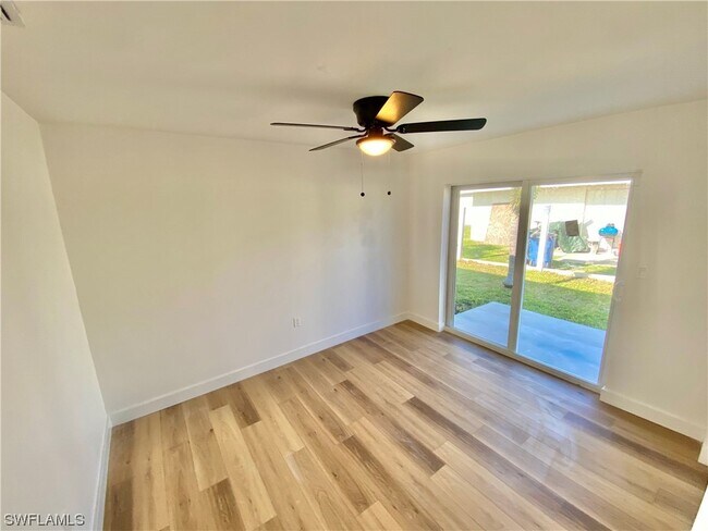 Building Photo - 11291 Linda Loma Dr