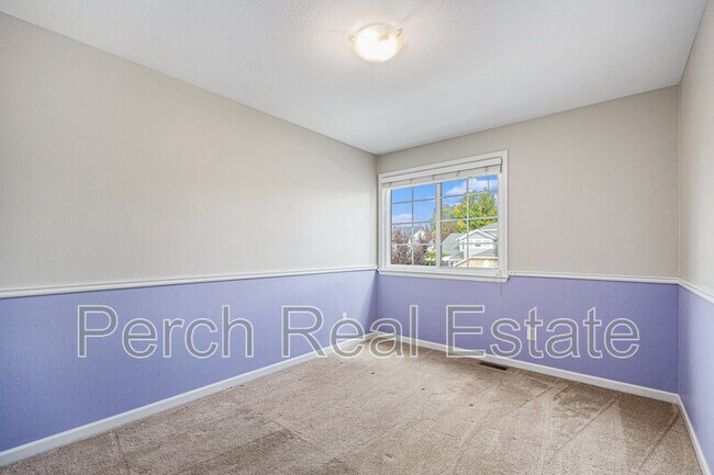 Building Photo - 14020 W Amherst Ave