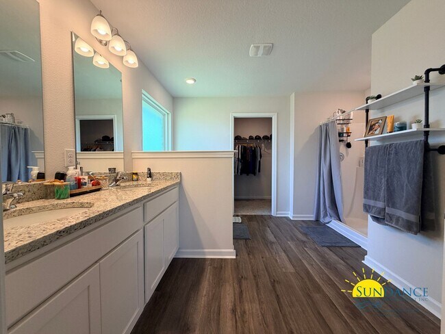 Building Photo - 5578 Silverbell Dr