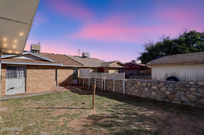 Building Photo - 3429 Risner Pl