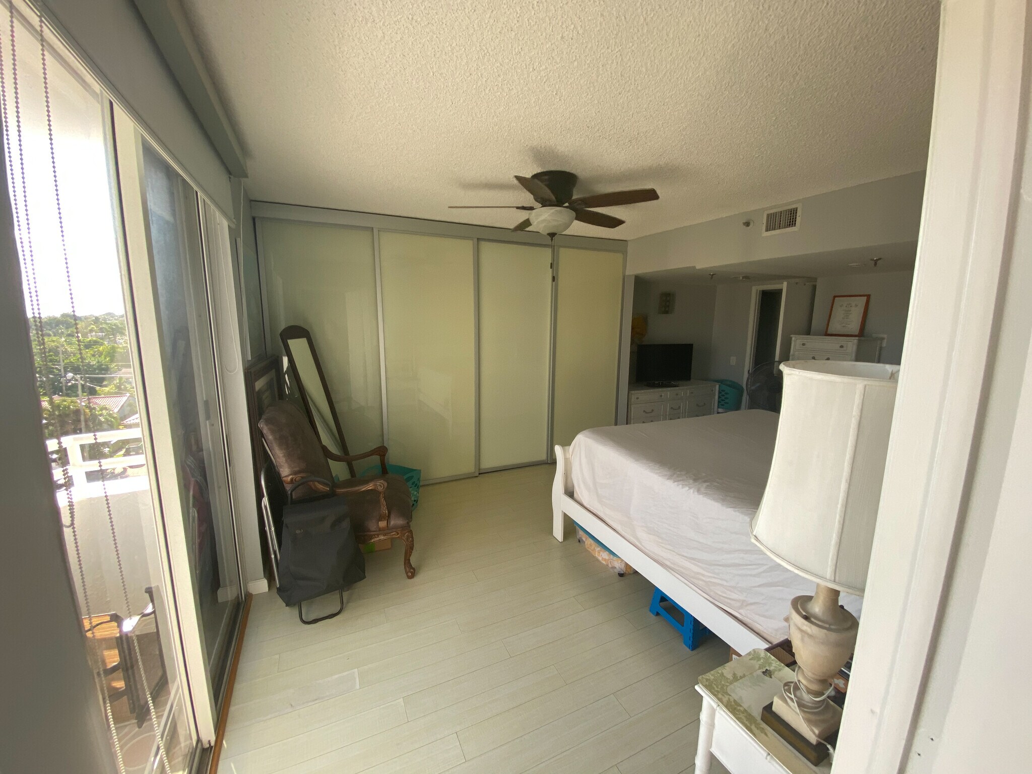 Building Photo - 9156 Collins Ave
