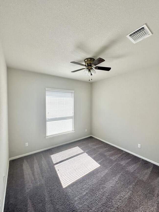 Building Photo - 4BD/2BA IN TEMPLE TX