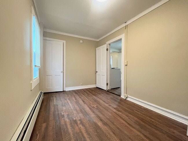 Building Photo - 46 Hawley St