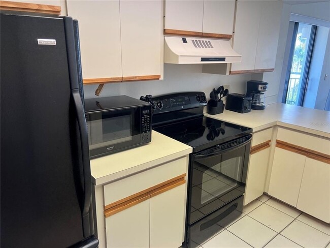 Building Photo - 1001 Point of Rocks Rd