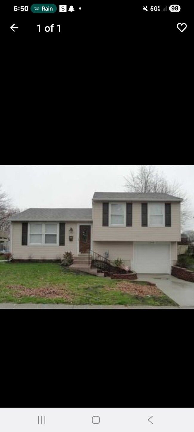 Building Photo - 194 Kingswood Trail Dr