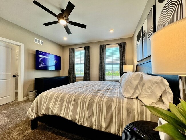 Building Photo - 4 Bedroom, Luxury living in premium location next to Liberty Center and Interstate 75