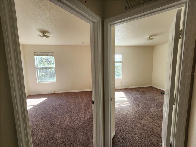 Building Photo - 1540 Whitewater Falls Dr