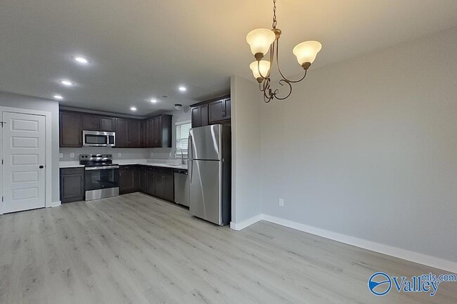 Building Photo - 496 Ford Chapel Rd