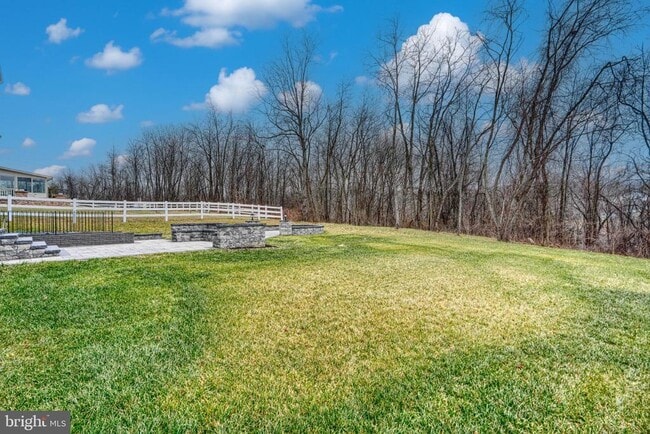 Building Photo - 13605 Otono Dr