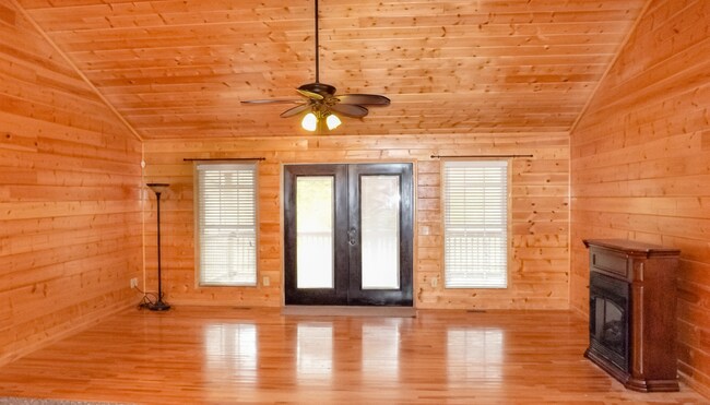 Building Photo - 103 K D Ln