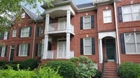 Building Photo - 4372 Paces Point Cir SE