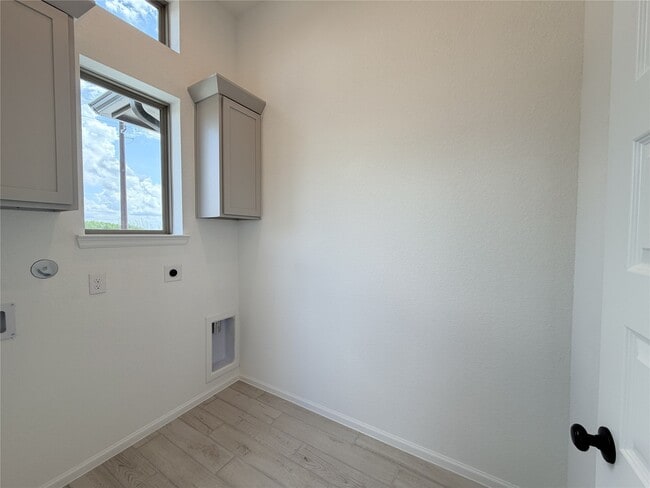 Building Photo - 10702 Ursa St