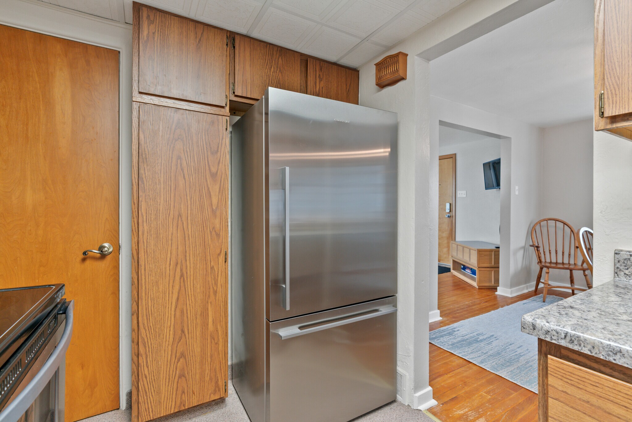 Building Photo - 802 Dunster St