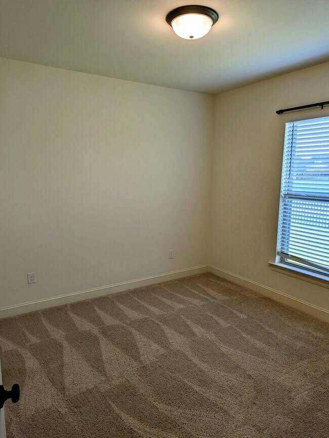 Building Photo - Gorgeous Home, Great location!!!