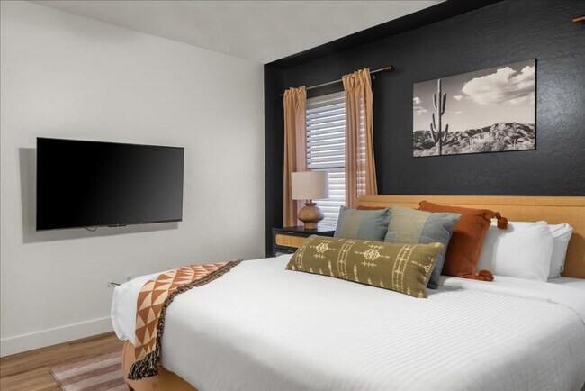 Building Photo - 10617 W Adela Dr.