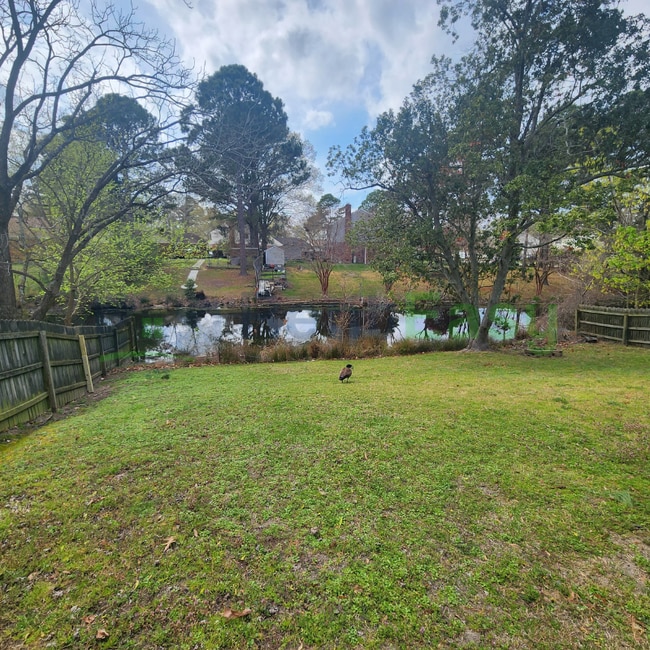 Building Photo - 5340 Chatham Lake Dr