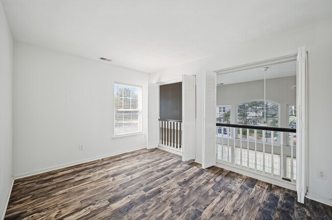 Building Photo - 601 Pawleys Arch