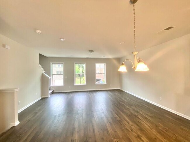 Building Photo - 230 Mahone Dr