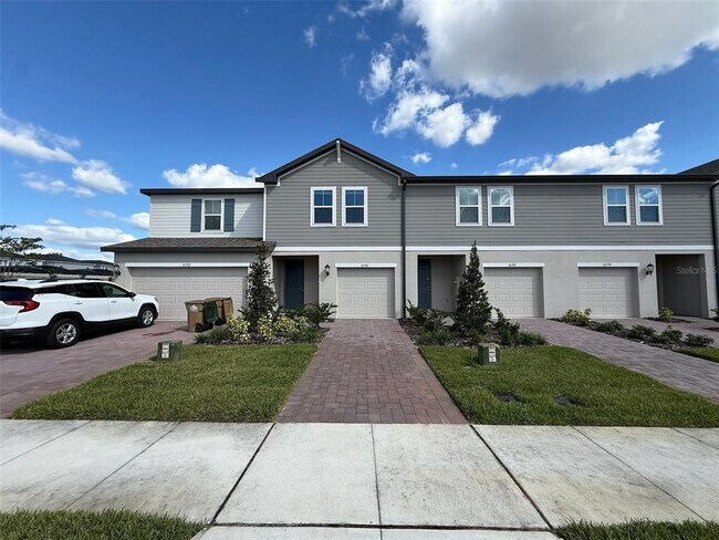 Primary Photo - 16386 Bird of Paradise Ave