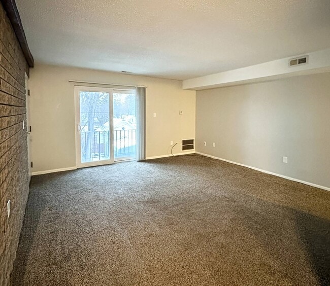 Building Photo - 1552 Helderberg Ave