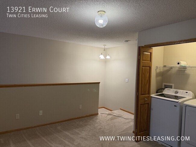 Building Photo - 13921 Erwin Ct