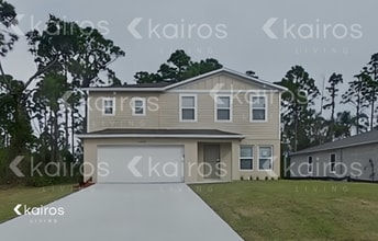 Building Photo - 12378 Paramount Dr S