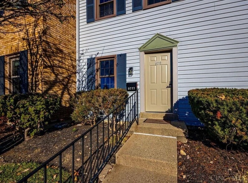 Building Photo - 9777 Bunker Hill Ln