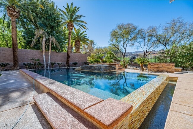 Building Photo - 1423 Foothills Village Dr