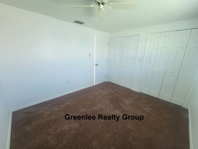 Building Photo - Adorable 1 Bed/1 Bath Villa in the 55+ New Port Colony Community