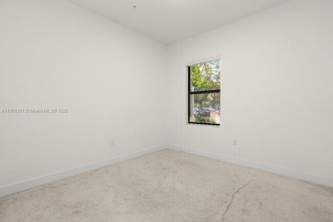 Building Photo - 7925 NW 104th Ave