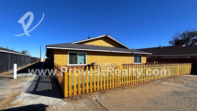 Building Photo - 11800 White Ave